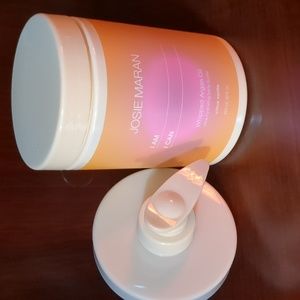 Josie Maran Whipped Argan Oil Body Butter Citrus Vanilla 20 fl oz